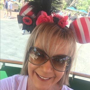 Meet your Posher, Lisa